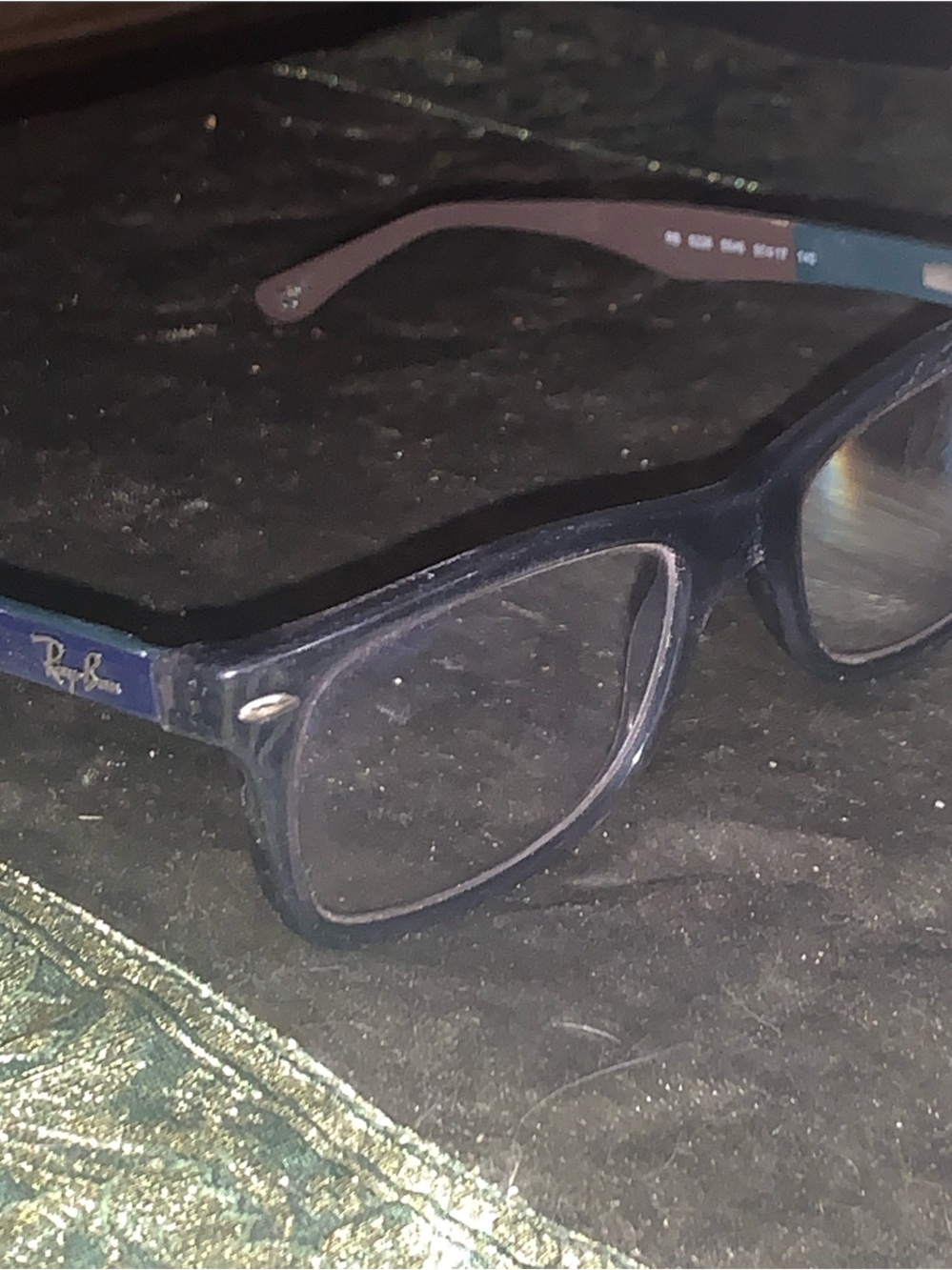 Ray-Ban glasses with hard case - Picture 2 of 4